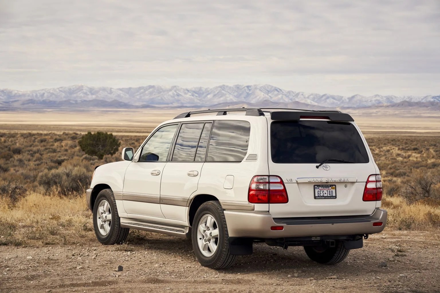 toyota land cruiser 100 series