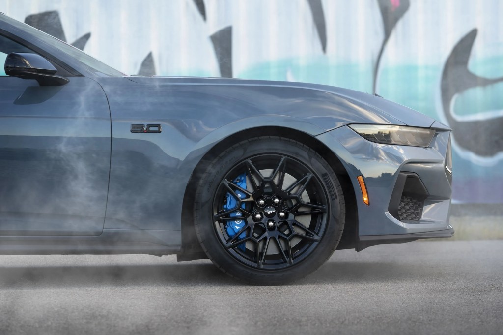 2024 ford mustang