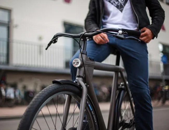 vanmoof gear patrol lead