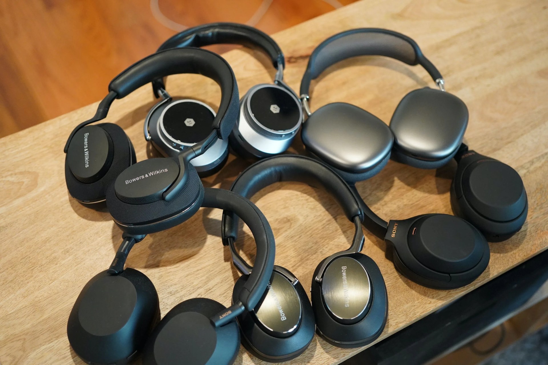 Some of the best noise-canceling headphones