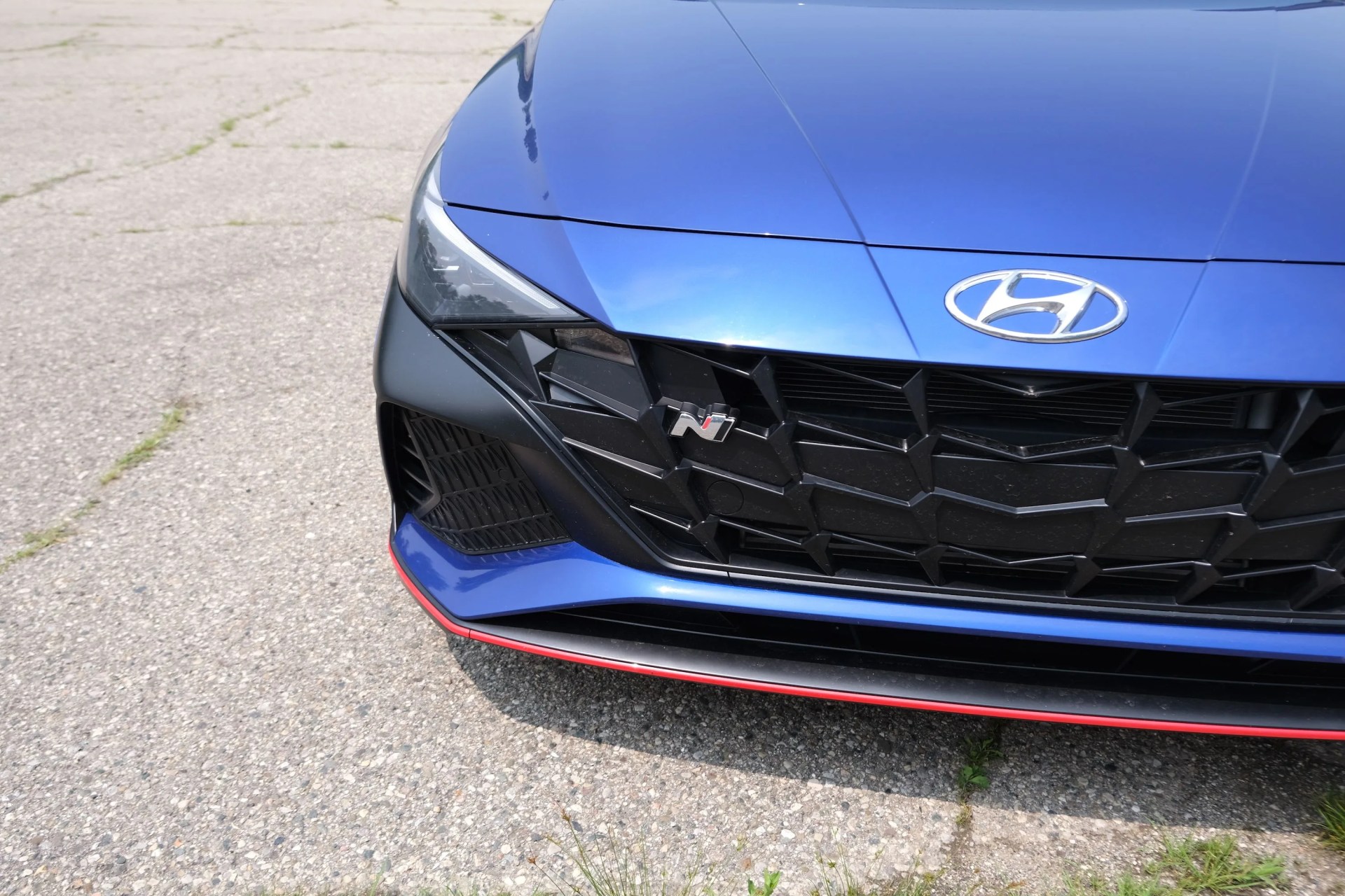 hyundai elantra n grill closeup