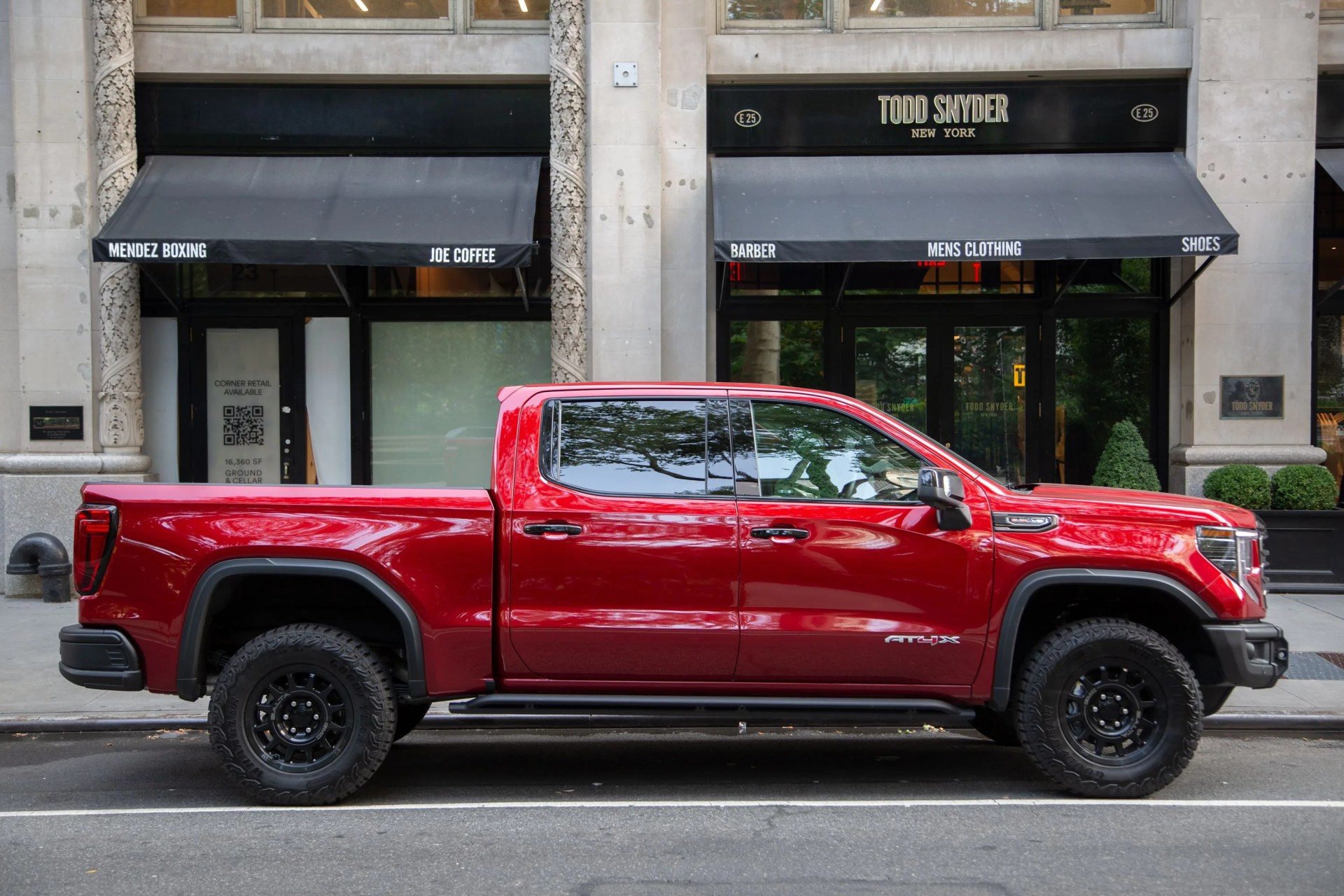 gmc sierra 1500 at4x aev 2023