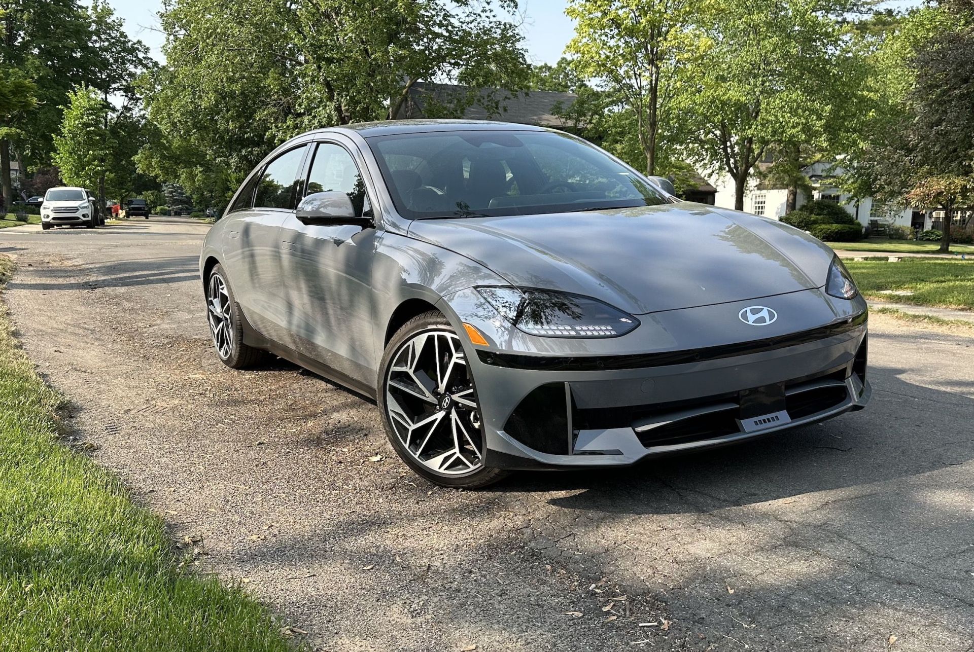 hyundai ioniq 6 streetside front quarter angle
