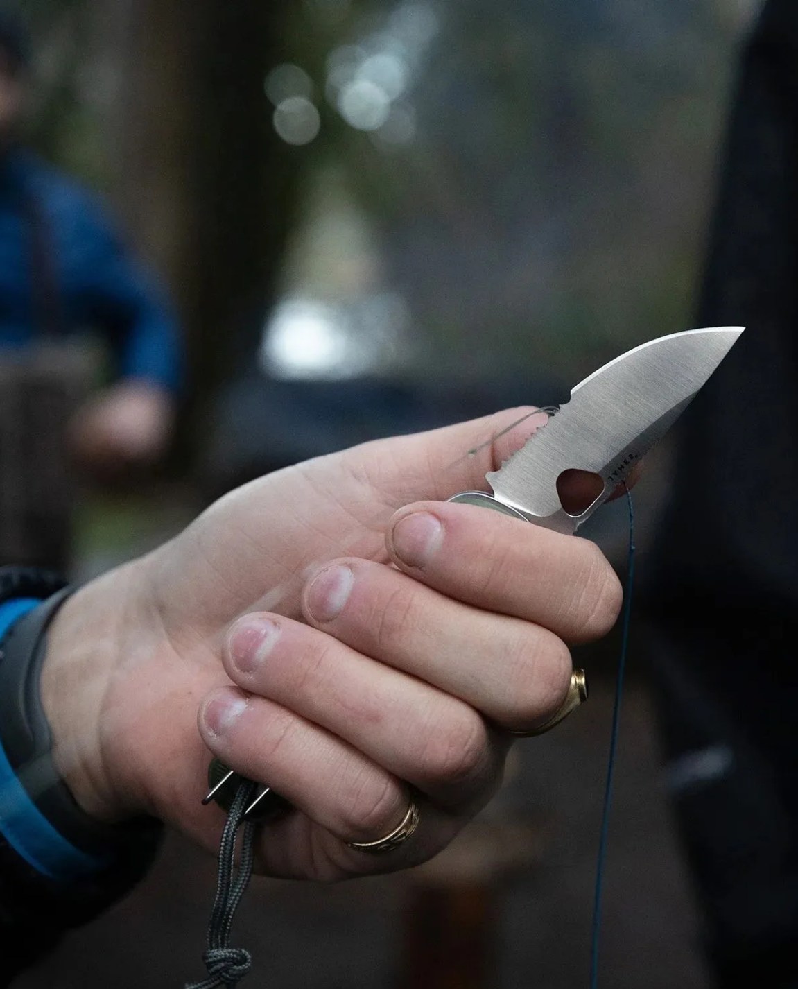 man holding the james brand the carter knife