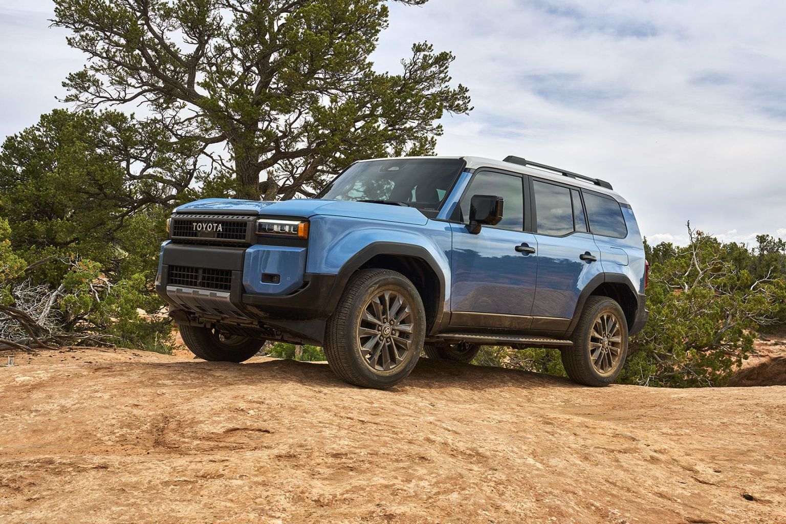 2024 toyota land cruiser