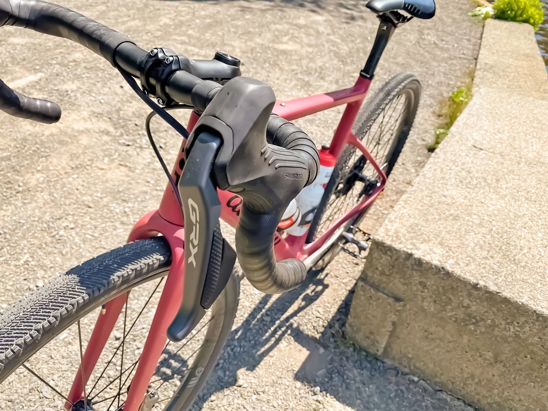 alchemy rogue gravel bike