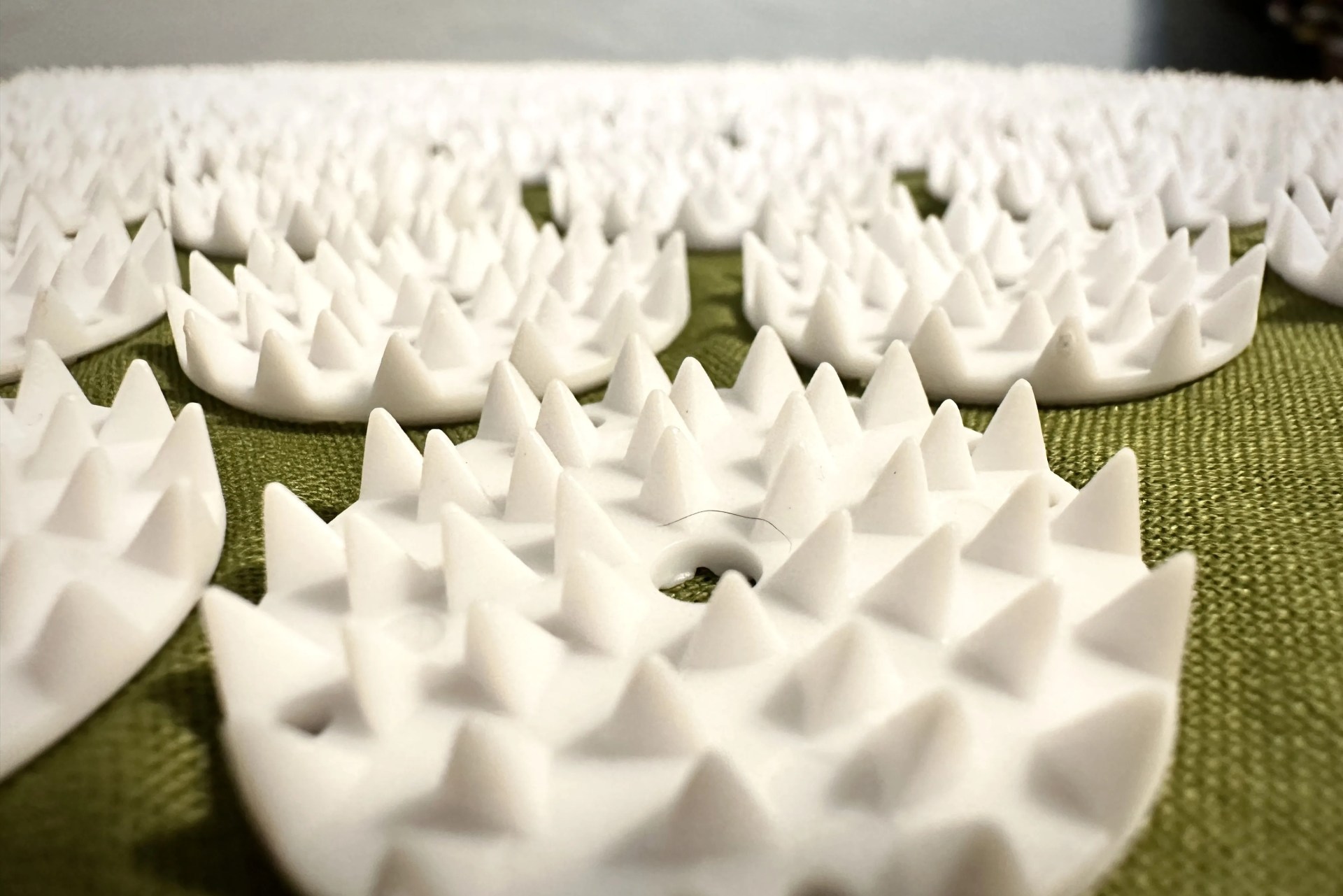 bed of nails original acupressure mat
