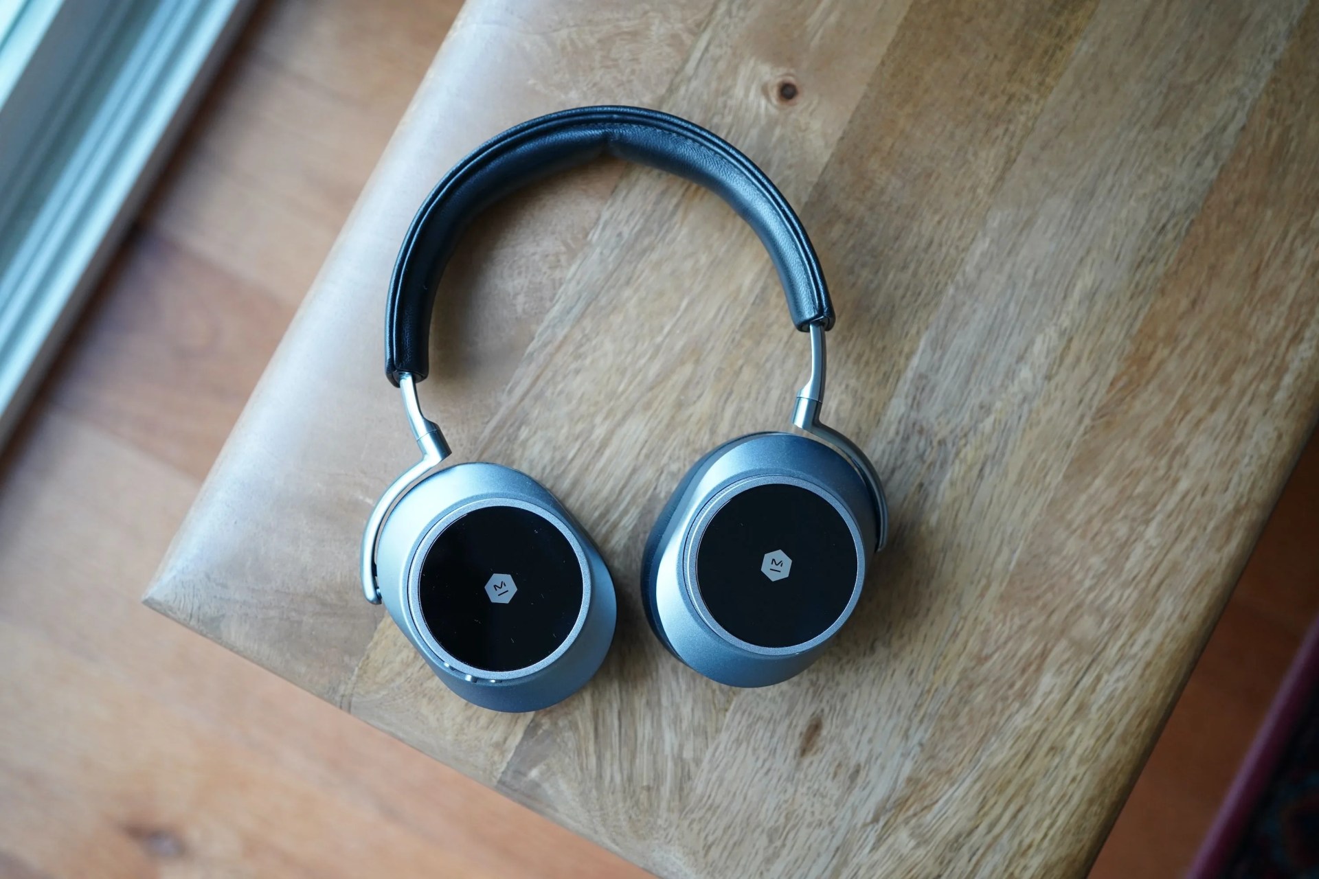 Master Dynamic MW75 noise-canceling headphones