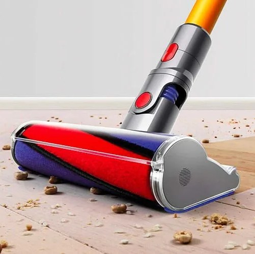 dyson v7 v8 gear patrol feature