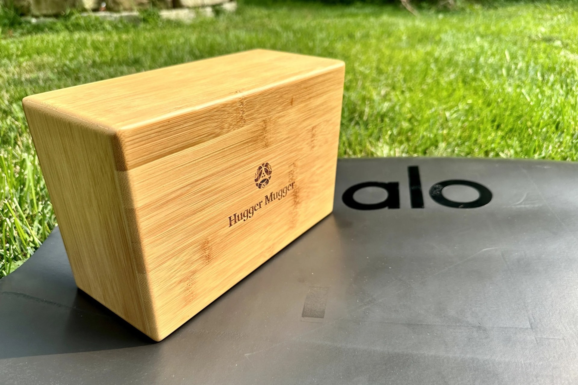 hugger mugger bamboo yoga block