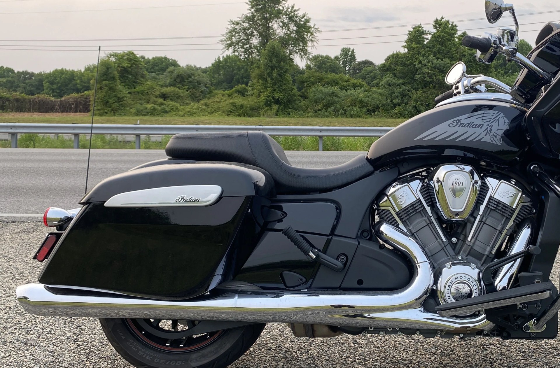 2023 indian challenger motorcycle