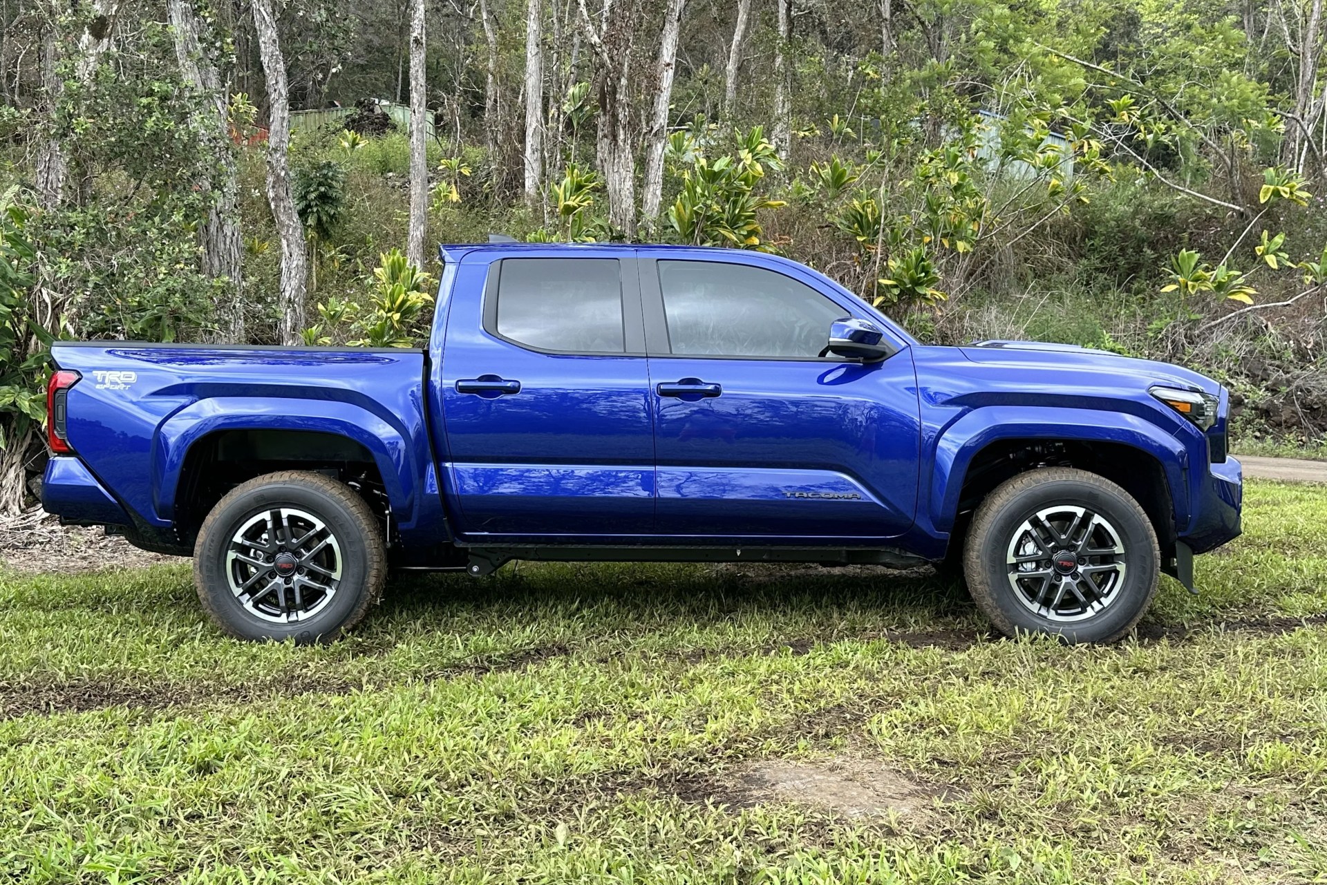 toyota tacoma trd sport