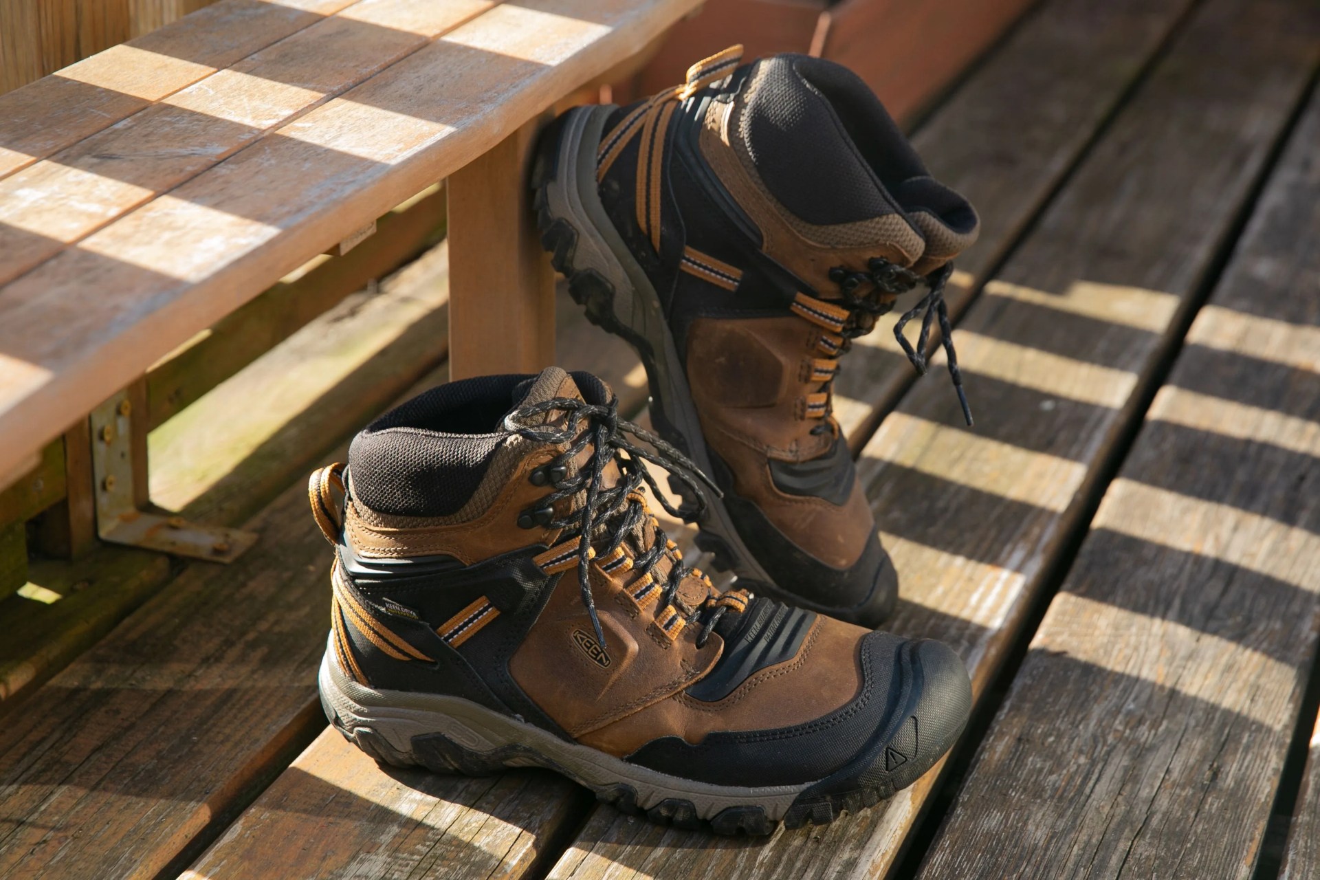 keen hiking boots