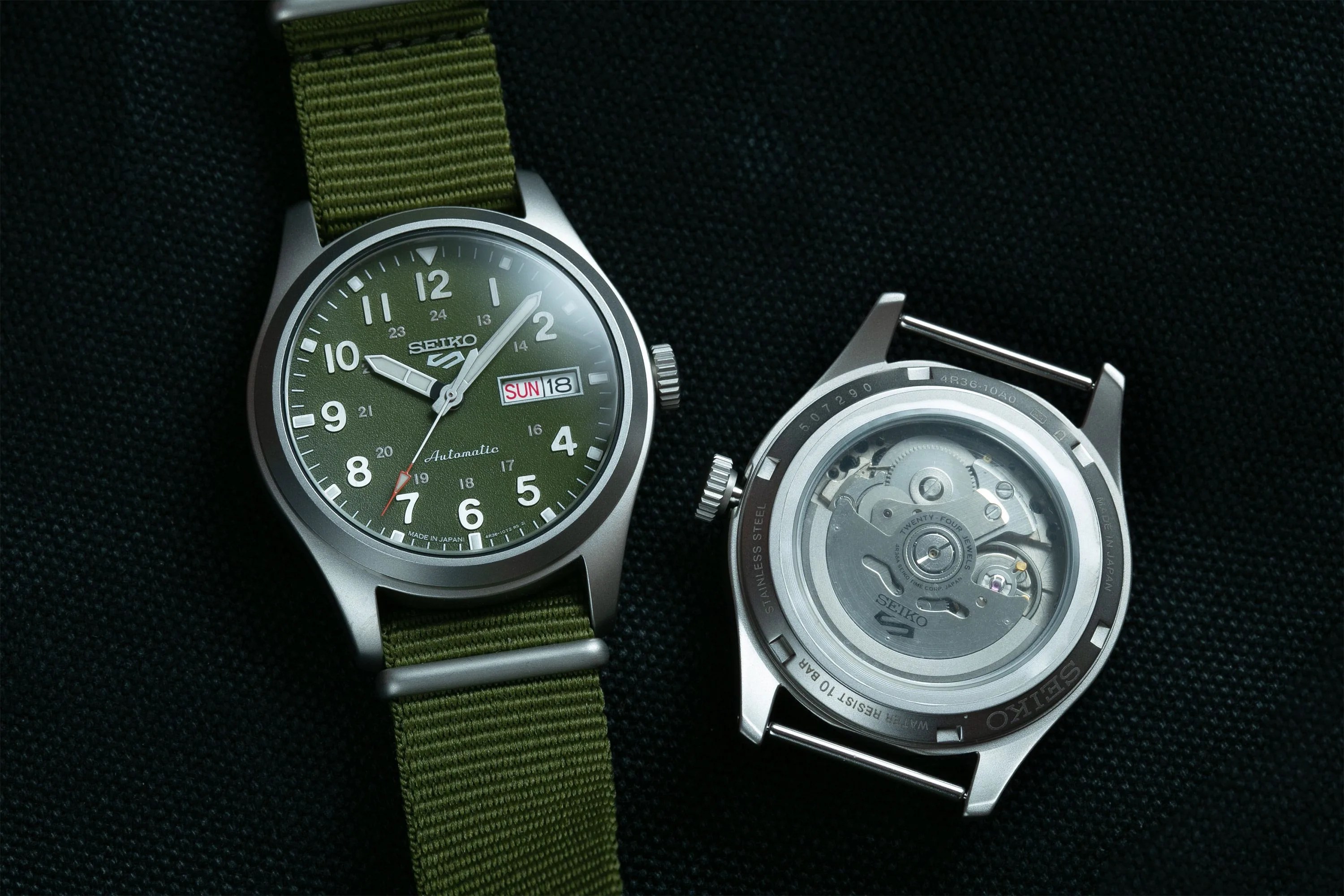 seiko 5 sports watch front and back