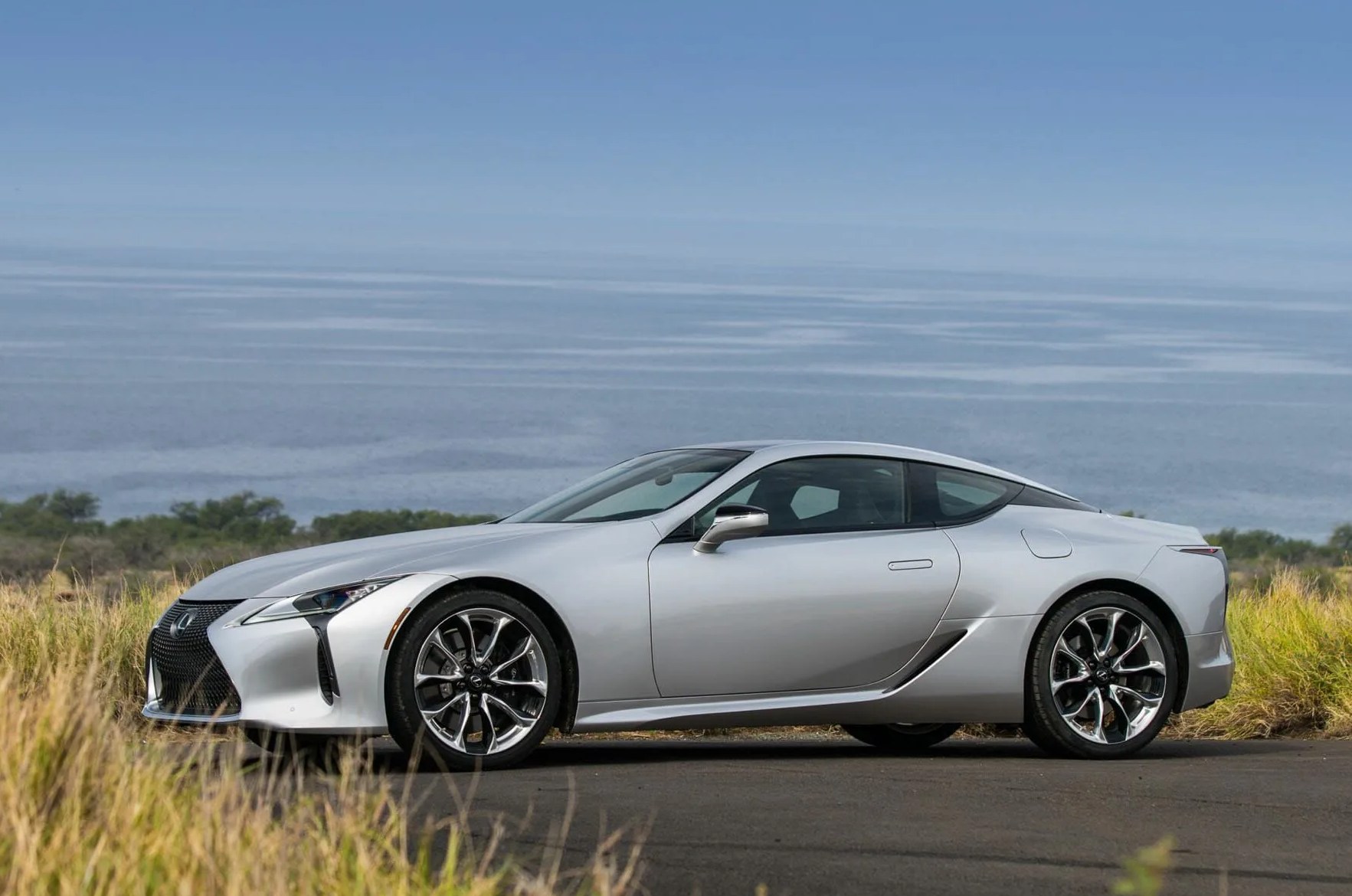 2021 lexus lc gear patrol slide 05