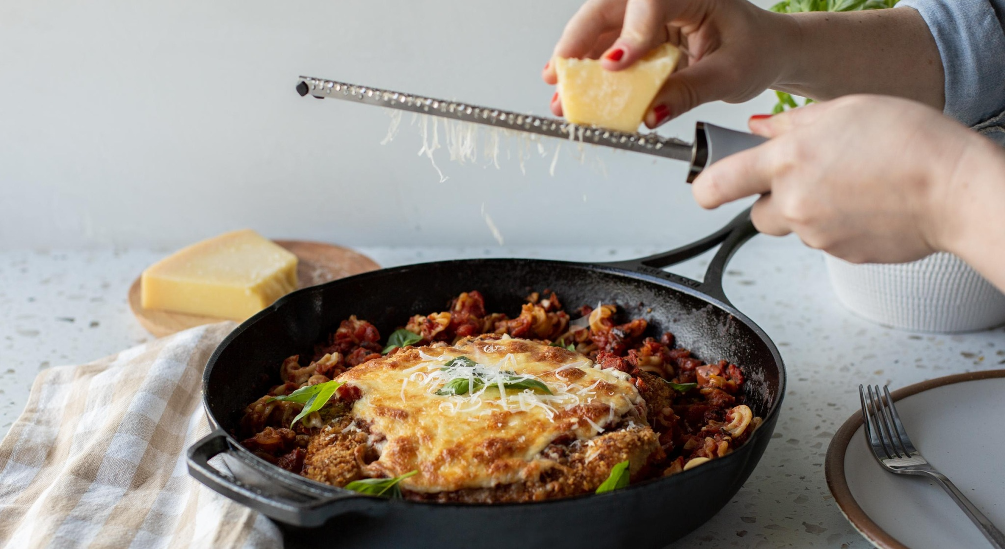 lodge cast iron skillet