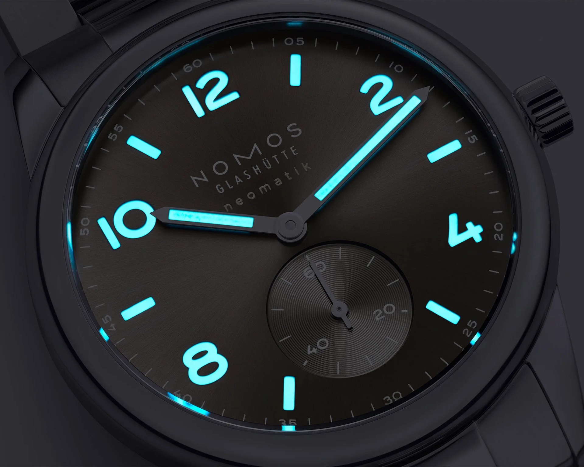 nomos club watch