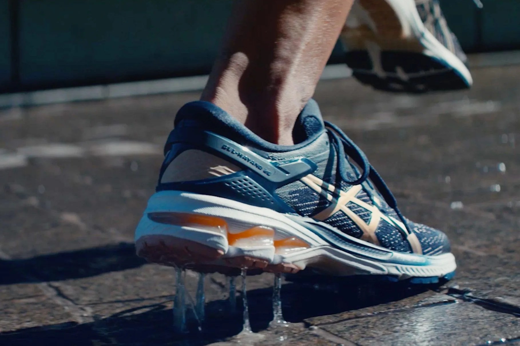 asics kayano 26