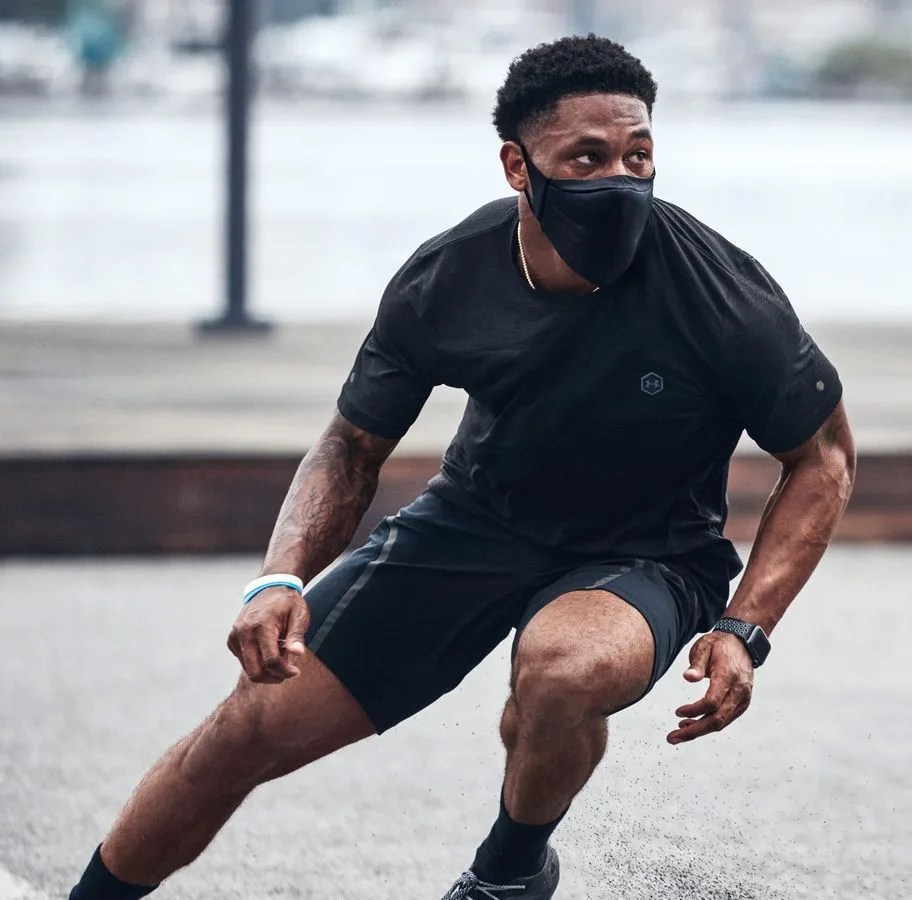 deonte harris running drills wearing under armour black sports mask