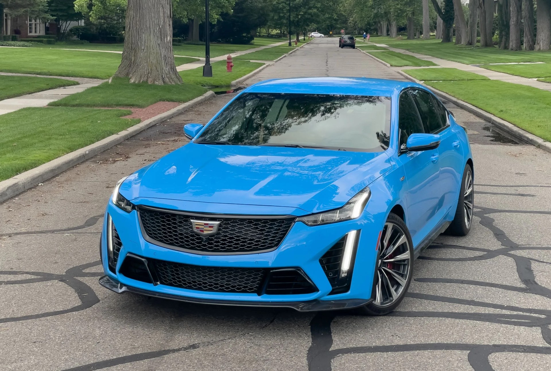 cadillac ct5 v blackwing electric blue 2022