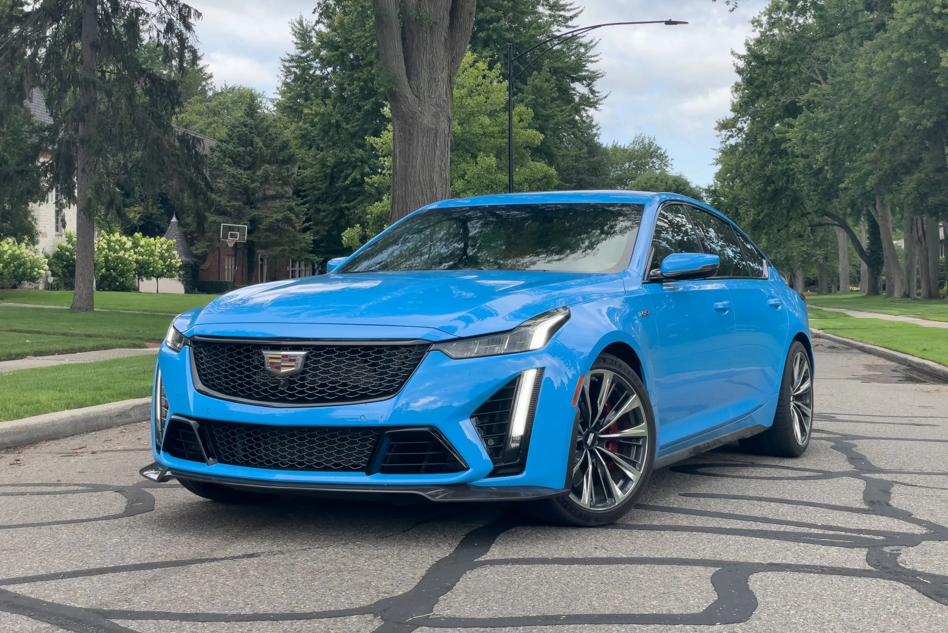 cadillac ct5 v blackwing electric blue 2022