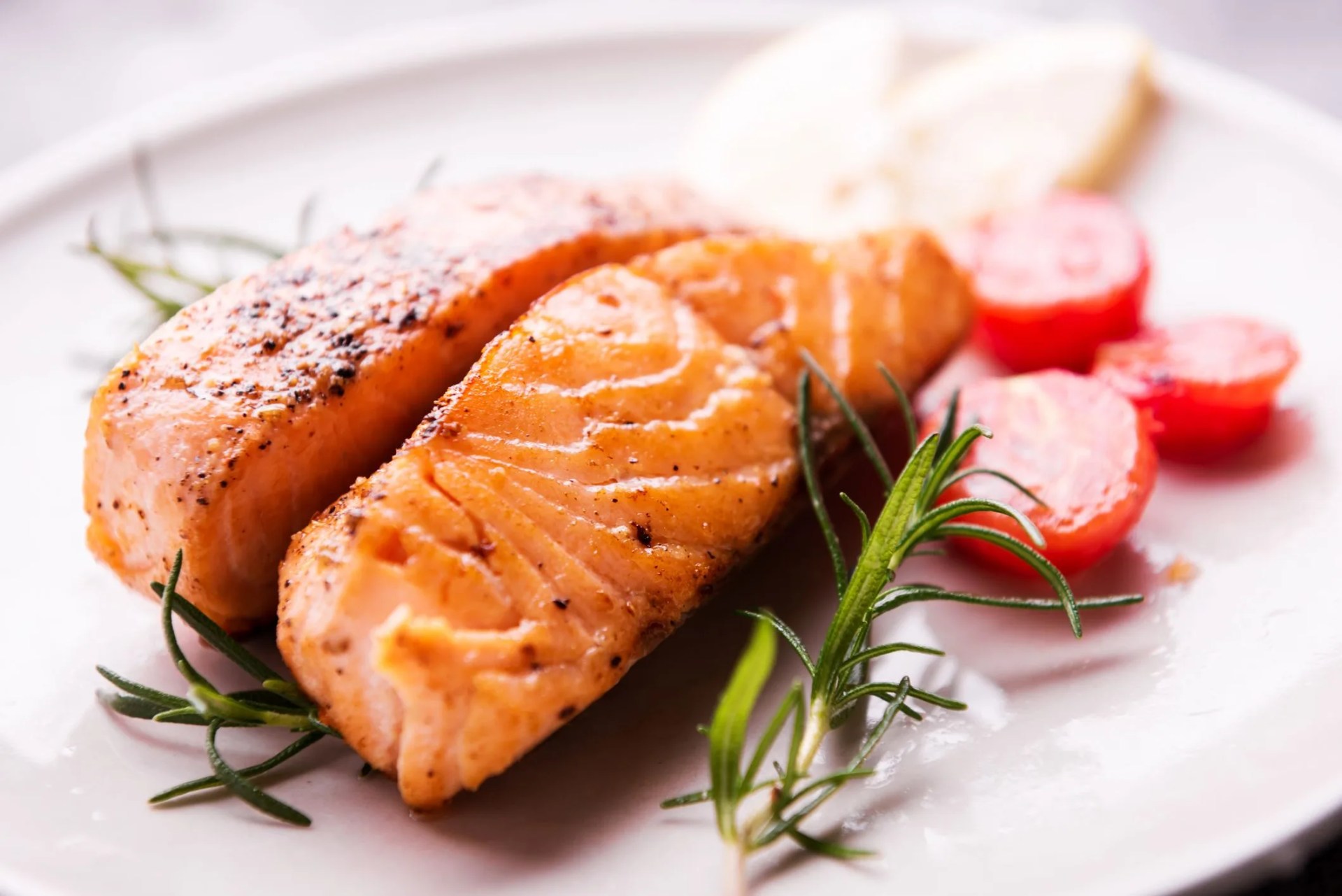cooked salmon fish fillets, grilled salmon