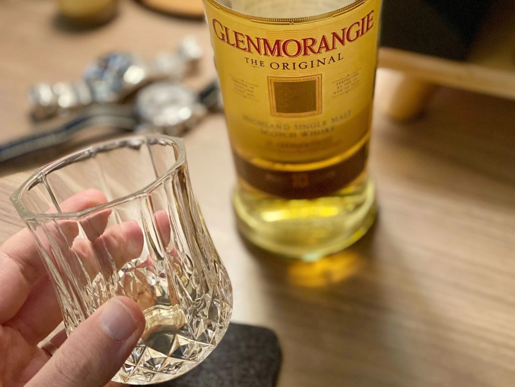 glenmorangie scotch bottle and glass