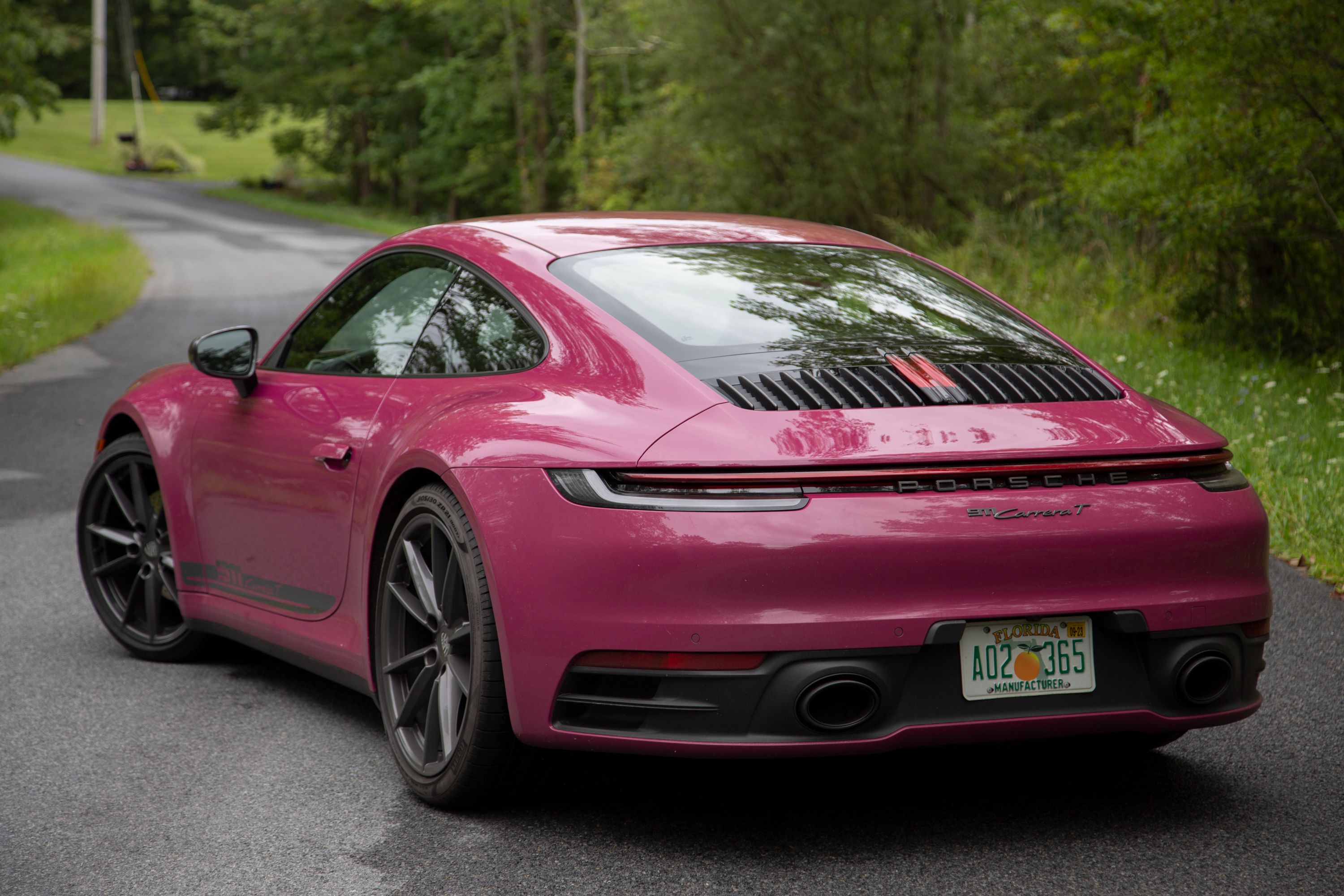 porsche 911 carrera t 2023 pink