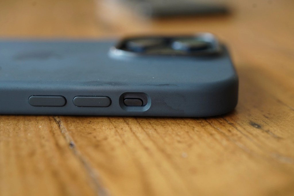 iphone 15 case test