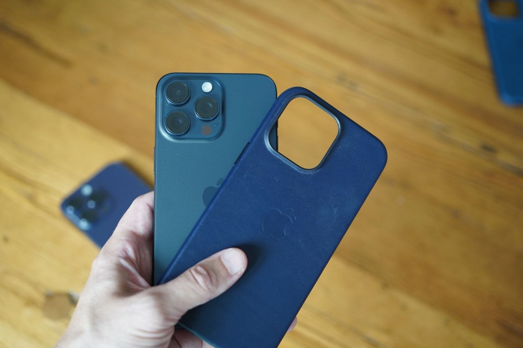 iphone 15 case test