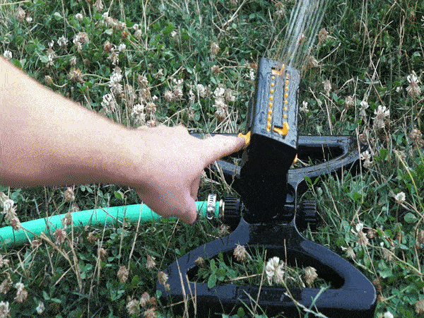 adjusting the seeping range on the melnor minimax