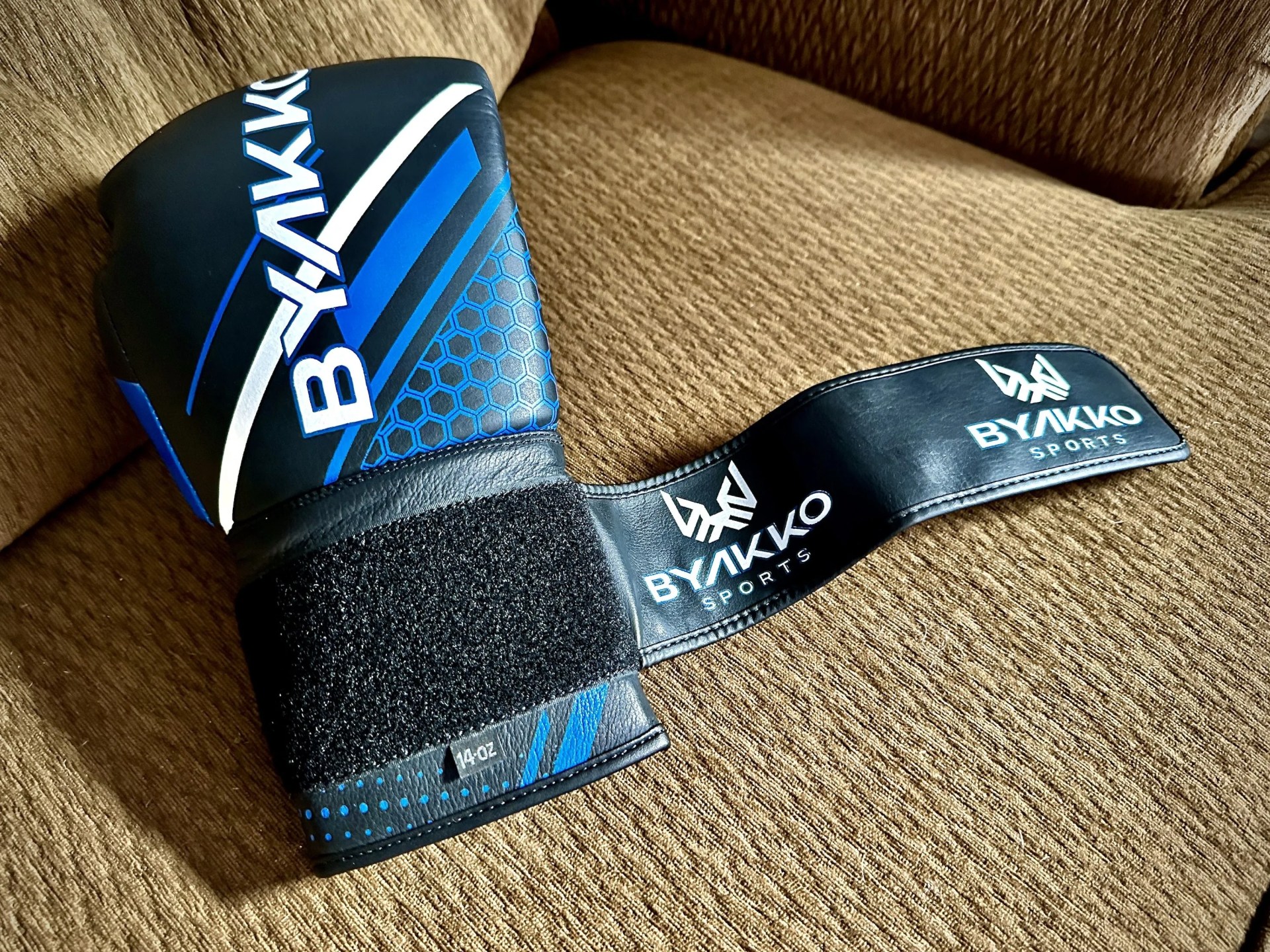 byakko boxing glove