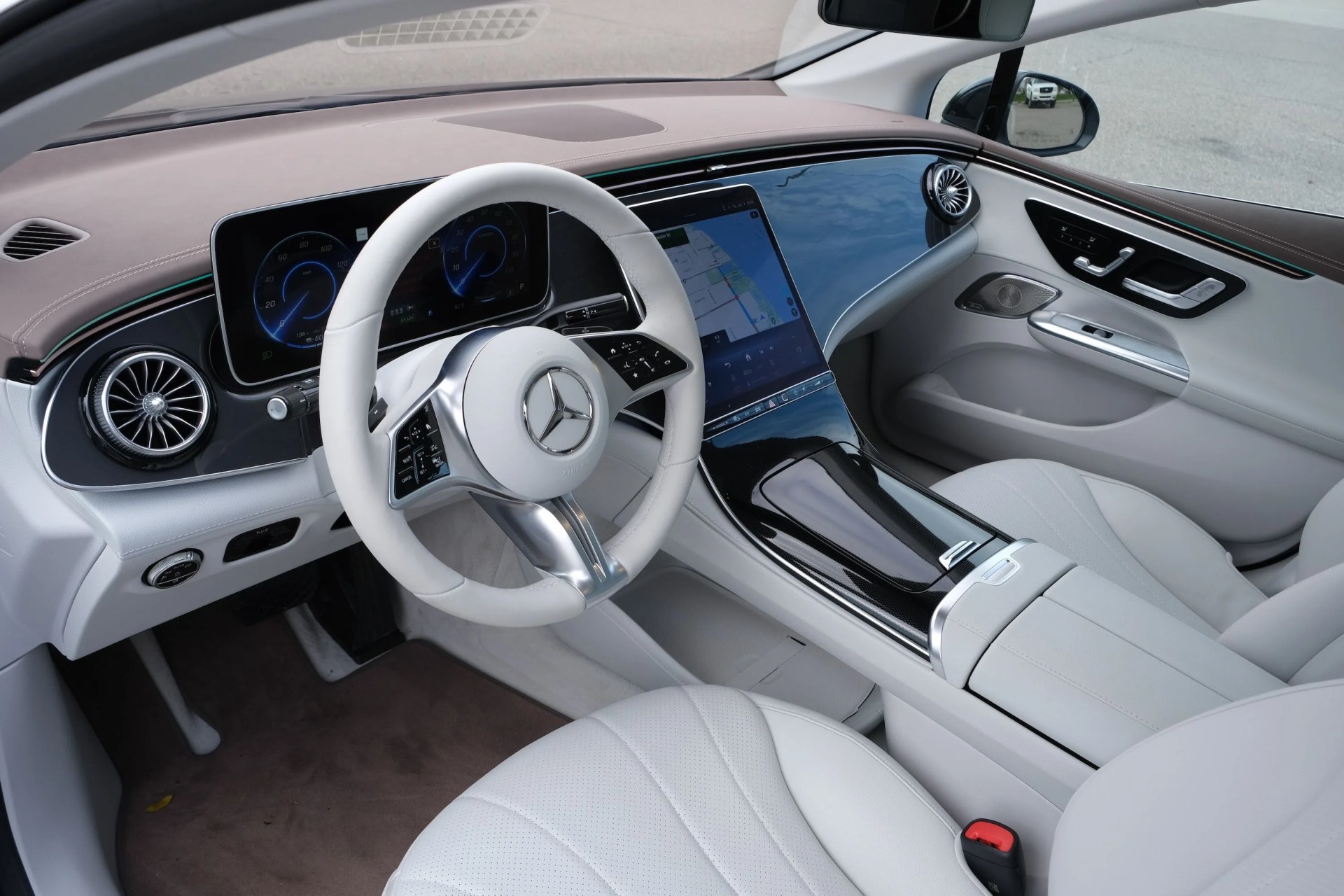 mercedes eqe