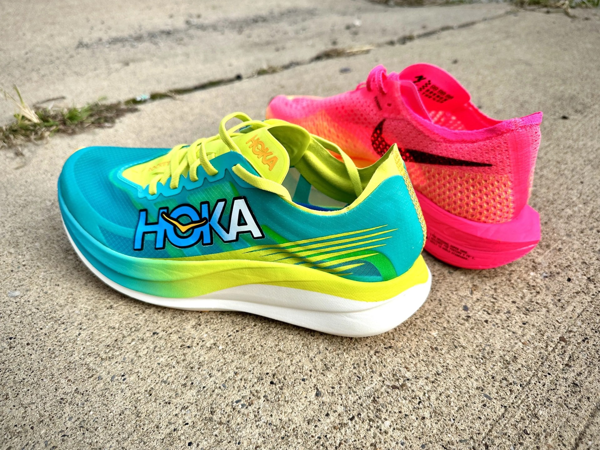 hoka rocket x 2 v nike vaporfly 3