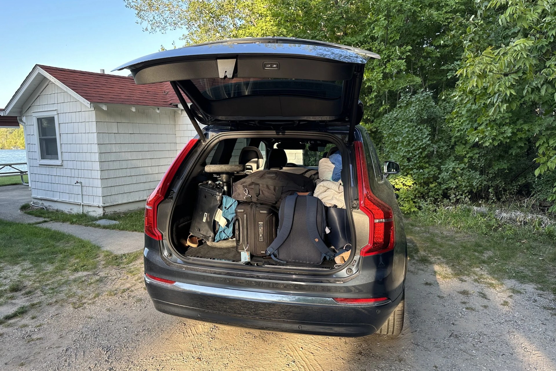 a volvo xc90 with its trunk open