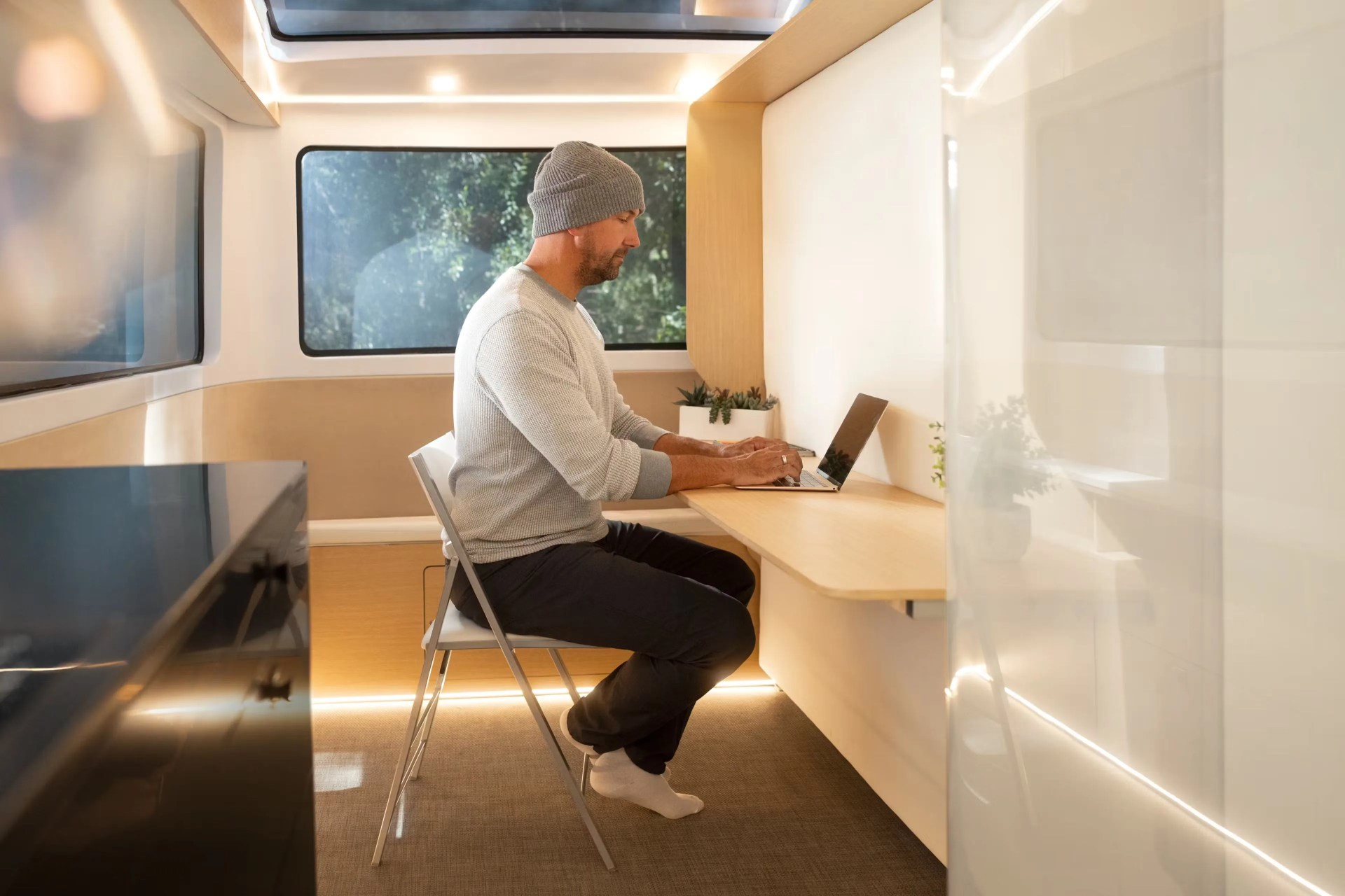 pebble flow electric camping trailer