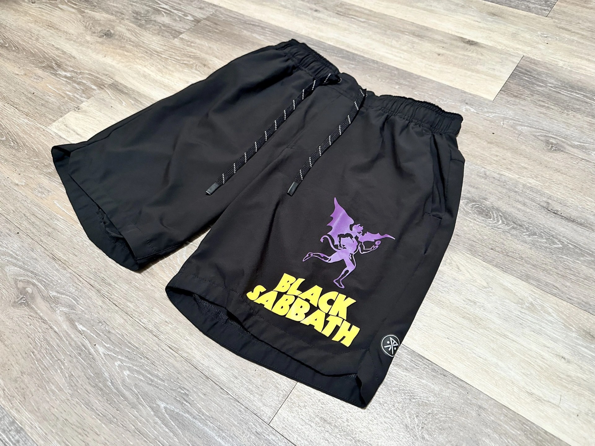roark run amok serrano shorts