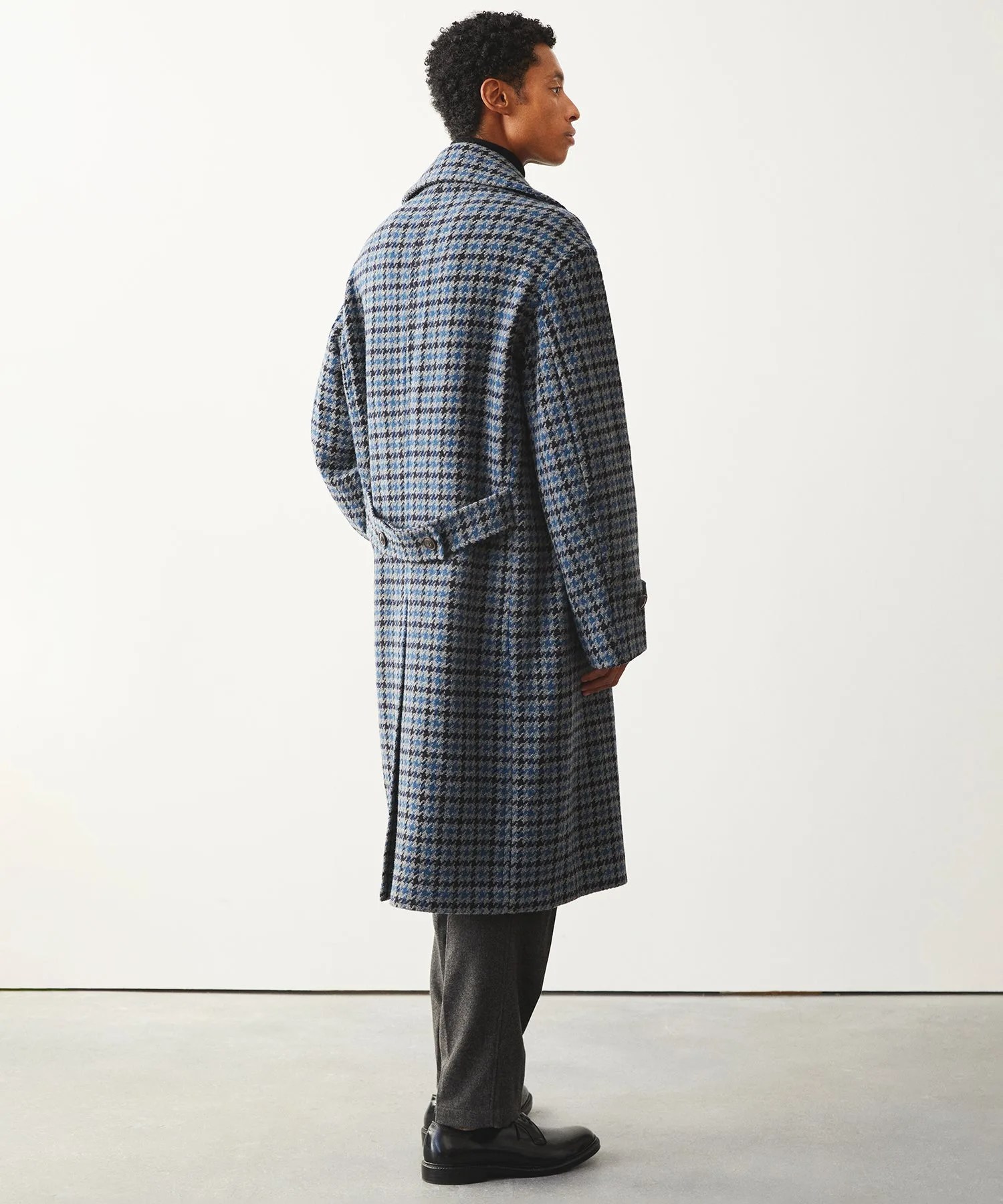 italian oversized double breasted topcoat in blue houndstooth