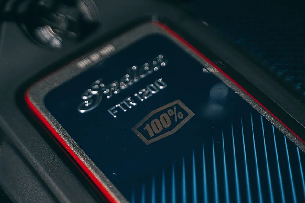 indian x 100 percent ftr r carbon