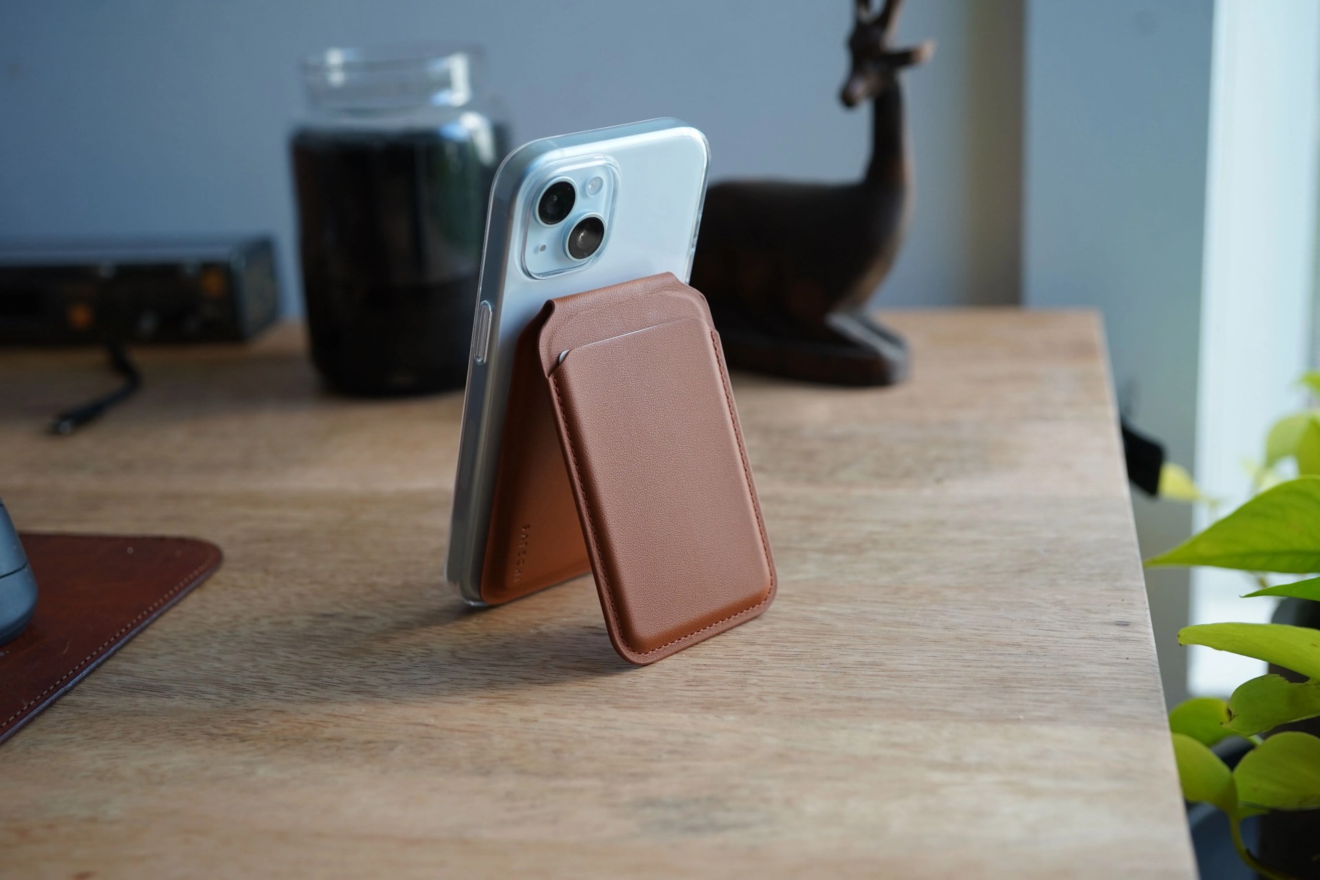 satechi magsafe wallet