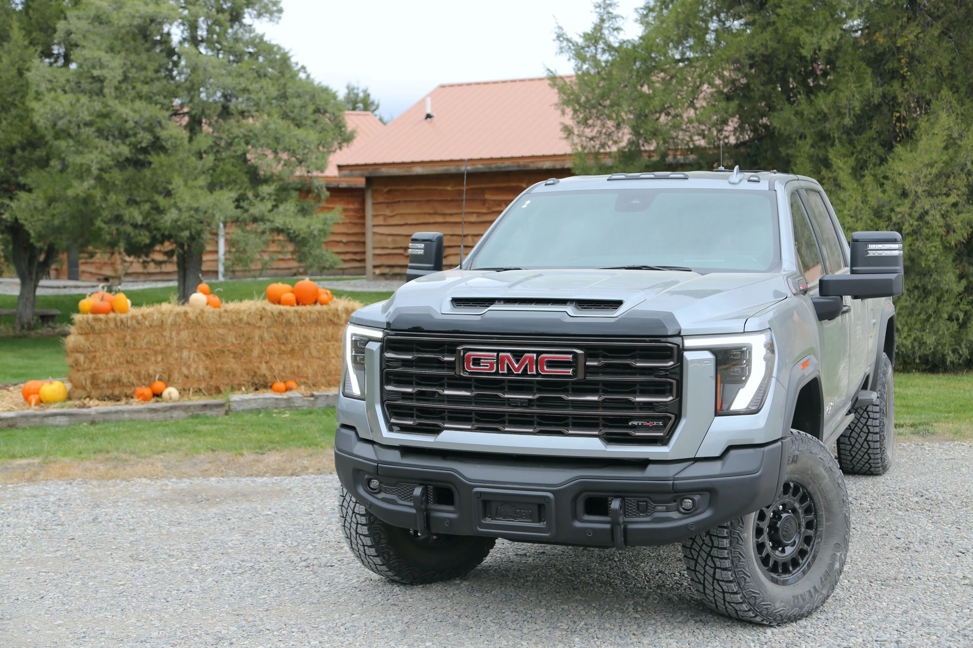 gmc sierra hd at4x aev 2024