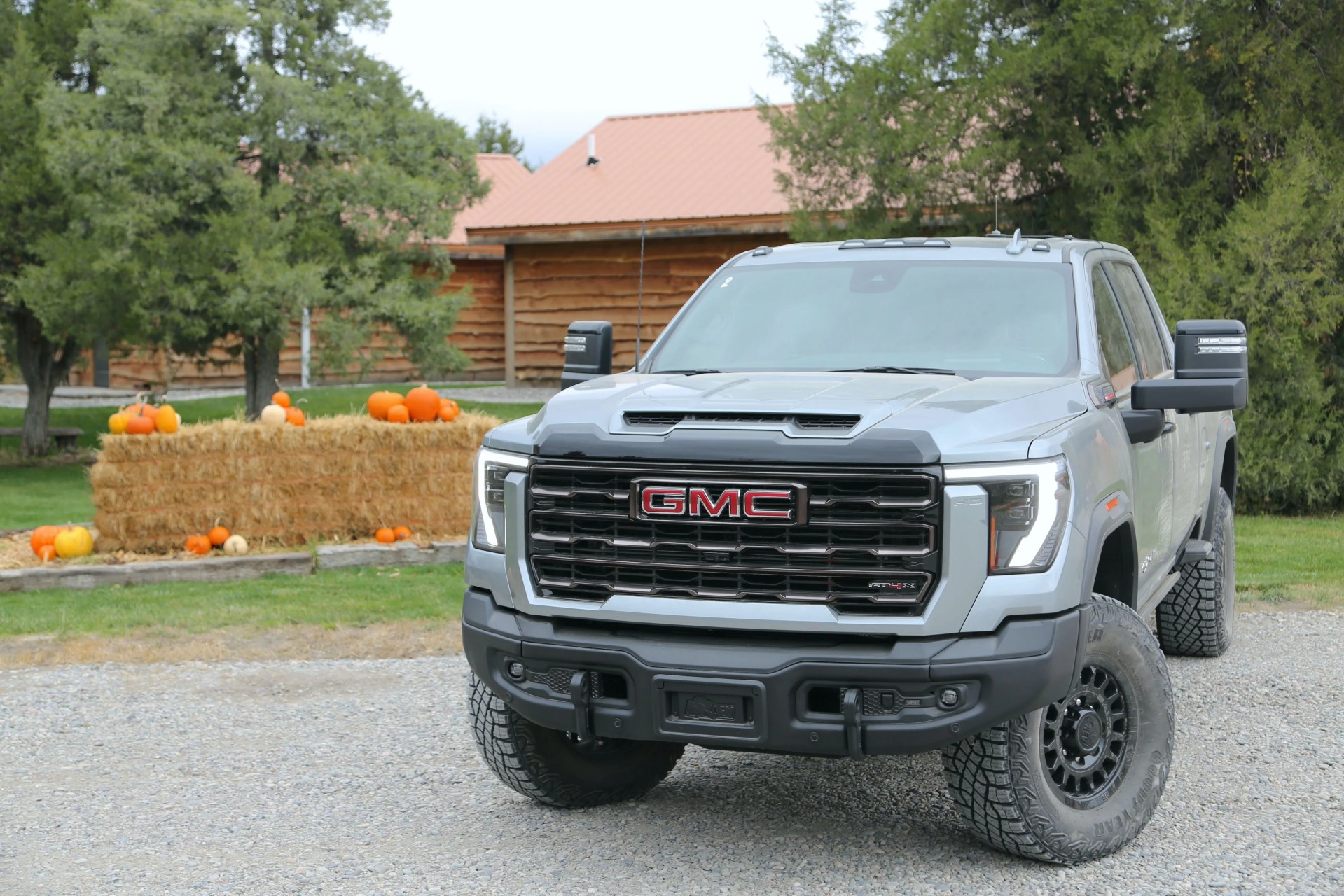 gmc sierra hd at4x aev 2024