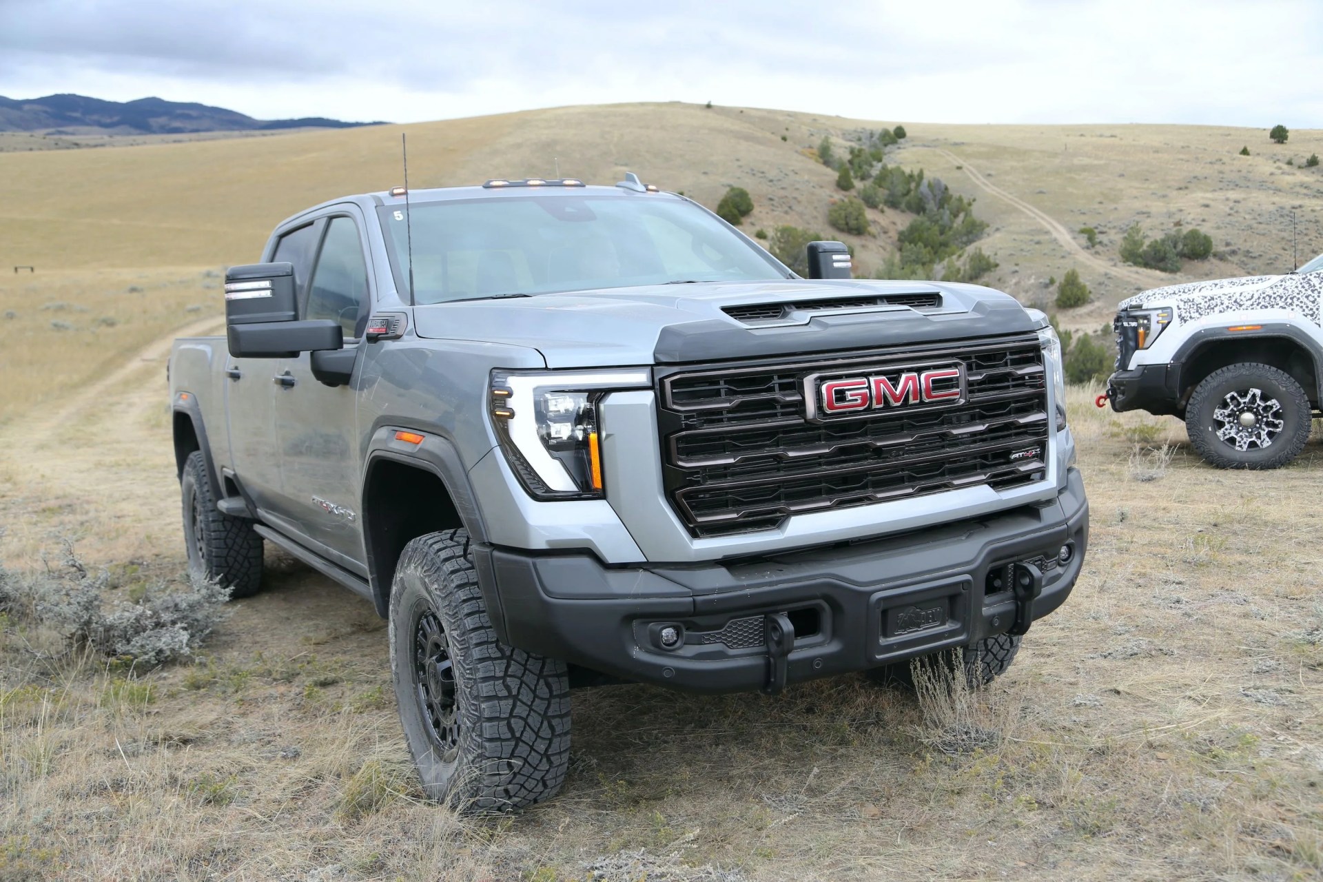 gmc sierra hd at4x aev 2024