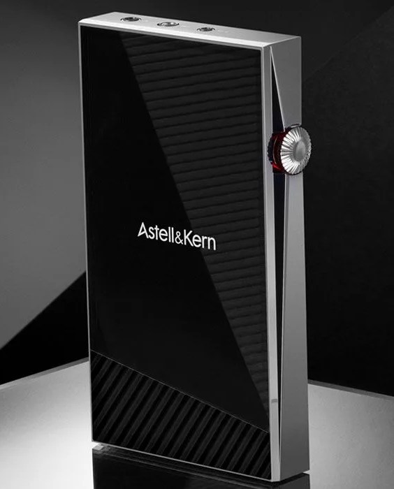 astell and kern digital and analog signal processing device