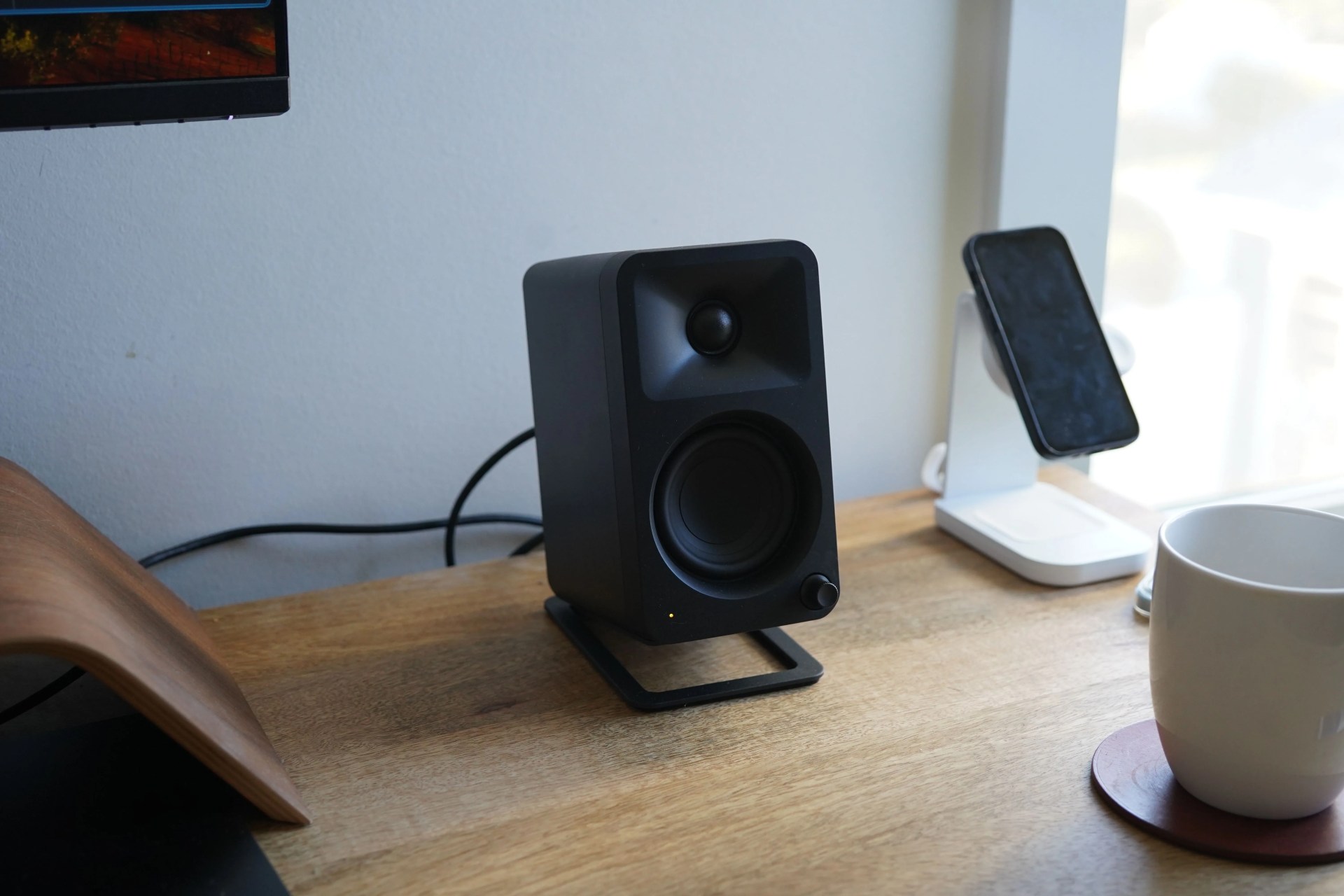 speaker stands