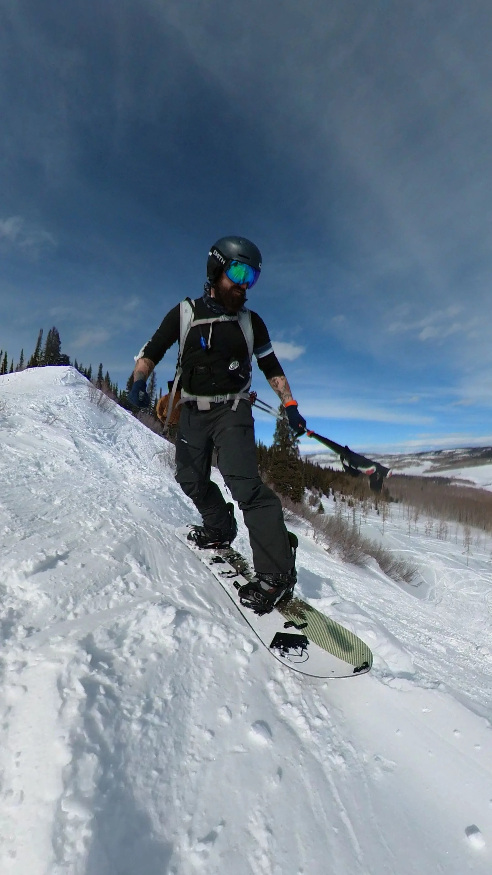 splitboarding bluebird backcountry