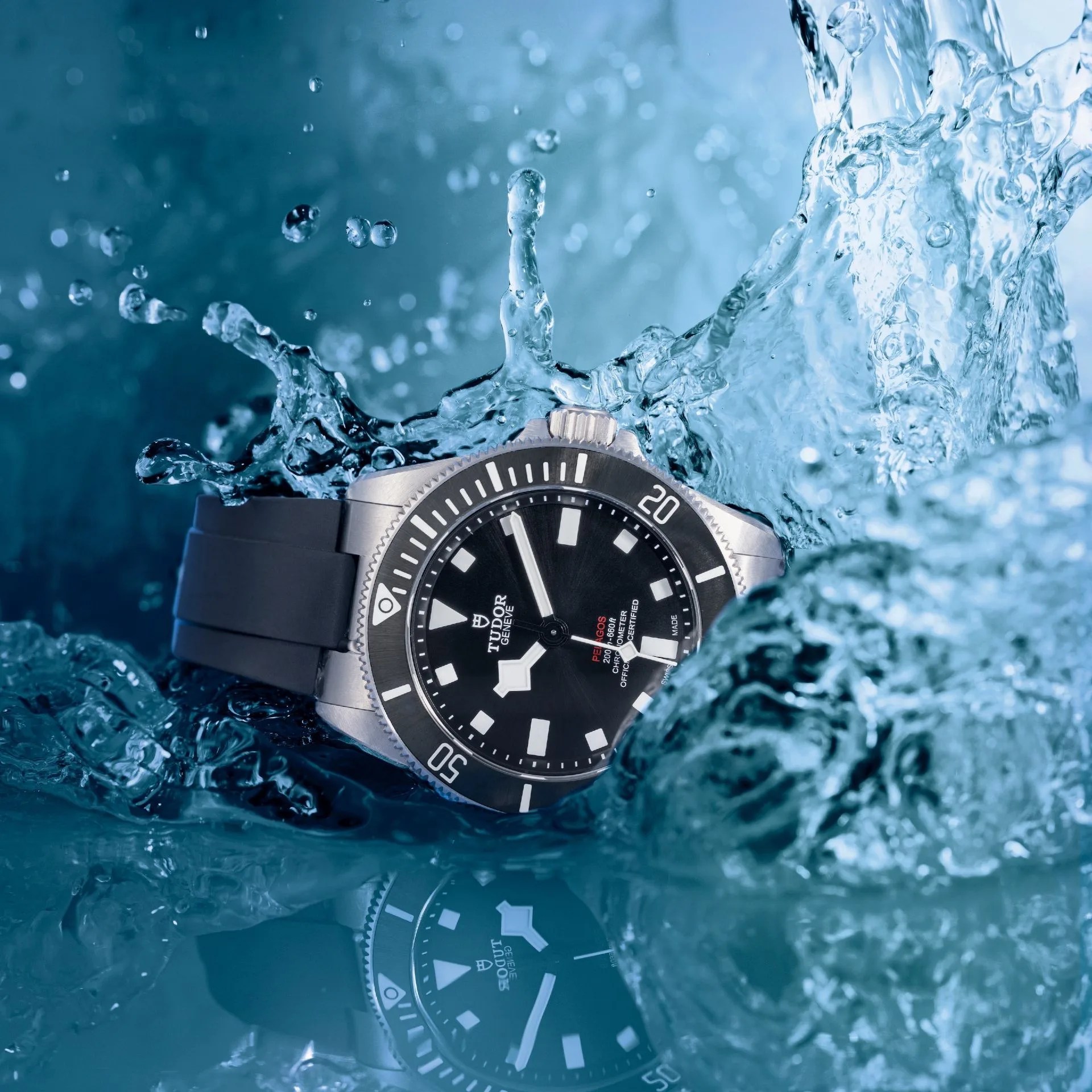 a dive watch splashing