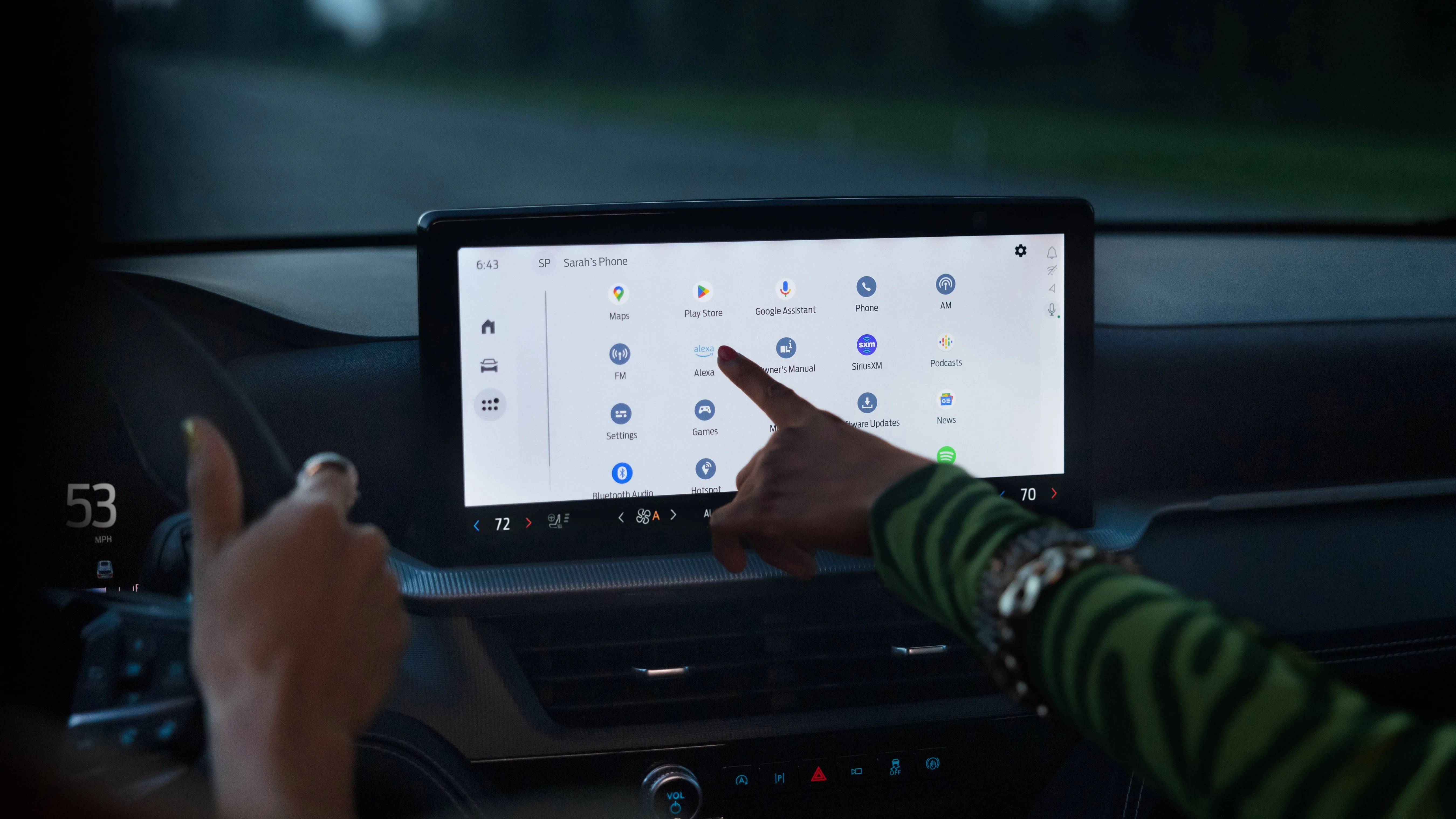 center touchscreen of ford explorer