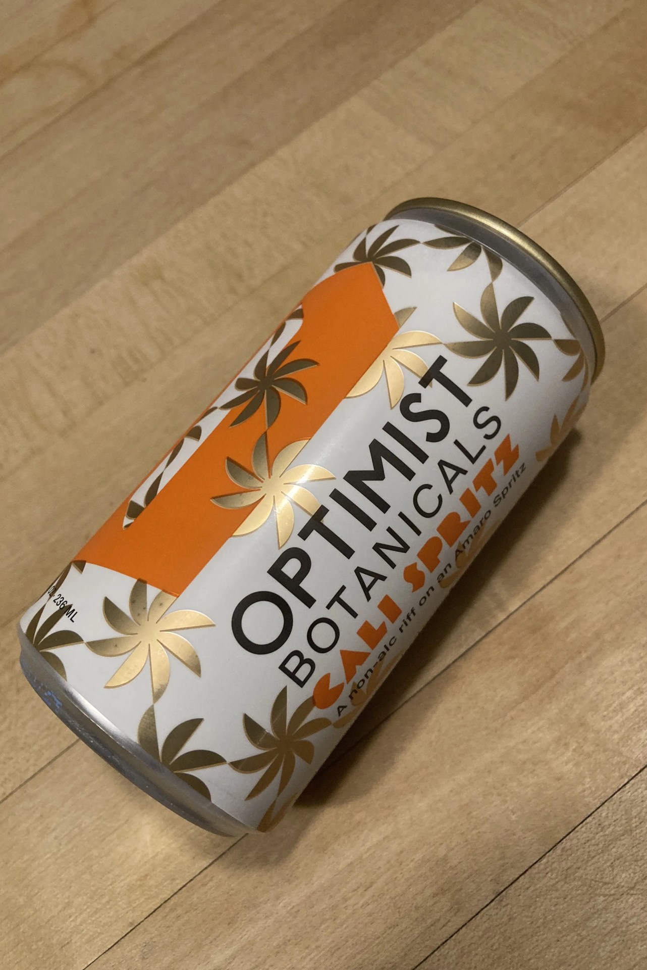 can of non alcoholic beverage