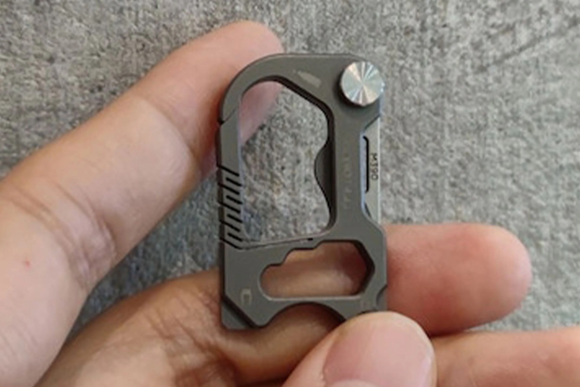 urbanix titanium alloy edc